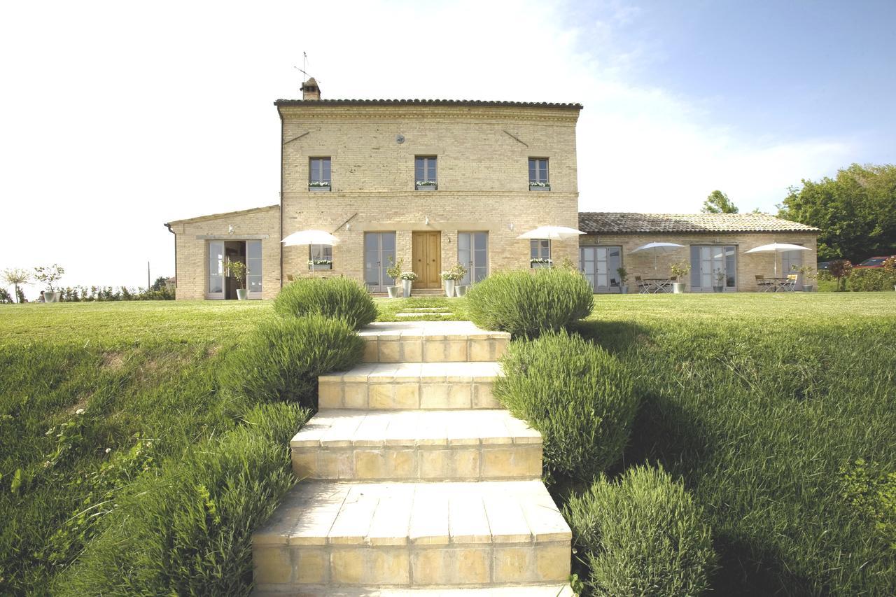 Casa San Ruffino Bed & Breakfast Montegiorgio ภายนอก รูปภาพ
